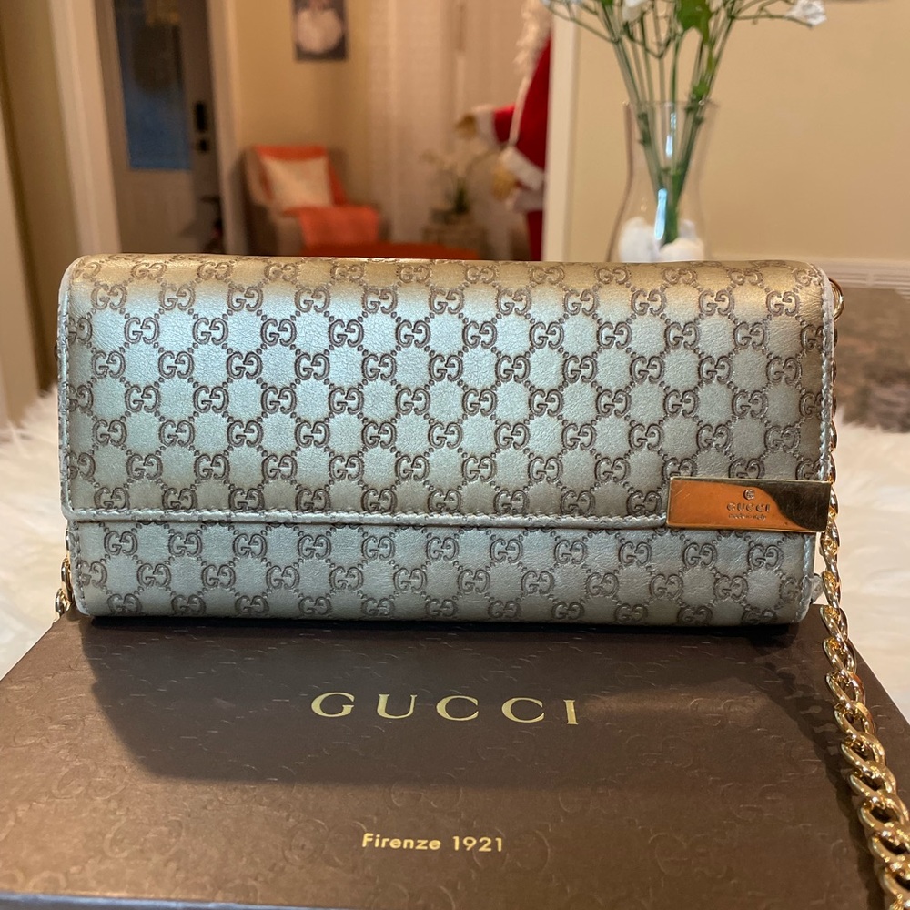🎉🎉SOLD! Gucci Micro Guccisima Walllet on Chain - Picture 3 of 12
